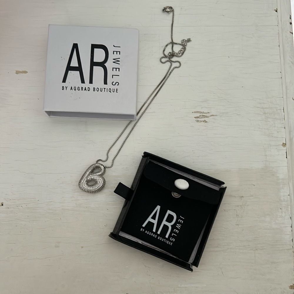 Aggrad Boutique Bubble “B” Necklace - Picture 2 of 3